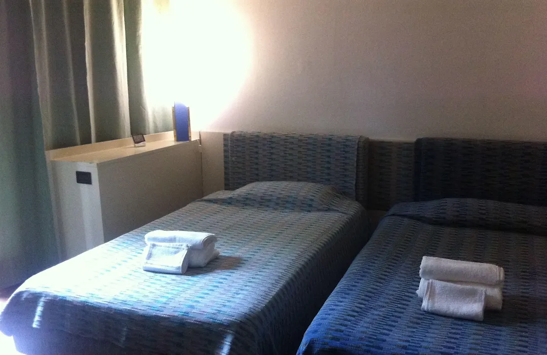 Town & Country Guest House B&B-1